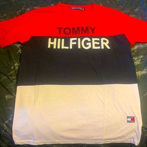 Men’s Tommy Hilfiger T-shirt in new condition